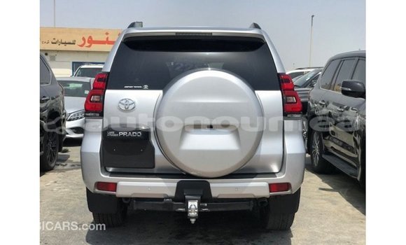 Acheter Import Voiture Toyota Prado Autre à Import - Dubai, Iles Acheter Import Voiture Toyota Prado Autre à Import - Dubai, Iles