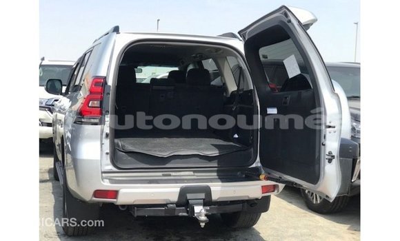 Acheter Import Voiture Toyota Prado Autre à Import - Dubai, Iles Acheter Import Voiture Toyota Prado Autre à Import - Dubai, Iles