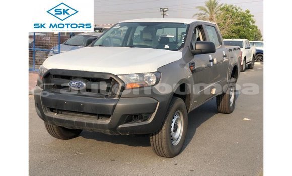 Medium with watermark ford ranger iles import dubai 4139