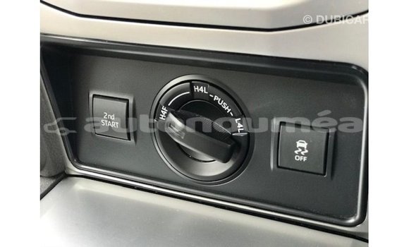 Acheter Import Voiture Toyota Prado Marron à Import - Dubai, Iles Acheter Import Voiture Toyota Prado Marron à Import - Dubai, Iles