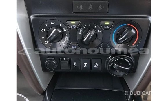 Acheter Import Voiture Toyota Fortuner Blanc à Import - Dubai, Iles Acheter Import Voiture Toyota Fortuner Blanc à Import - Dubai, Iles