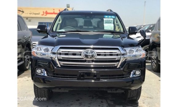 Acheter Import Voiture Toyota Land Cruiser Noir à Import - Dubai, Iles Acheter Import Voiture Toyota Land Cruiser Noir à Import - Dubai, Iles