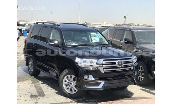 Acheter Import Voiture Toyota Land Cruiser Noir à Import - Dubai, Iles Acheter Import Voiture Toyota Land Cruiser Noir à Import - Dubai, Iles