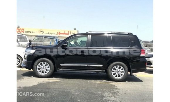 Acheter Import Voiture Toyota Land Cruiser Noir à Import - Dubai, Iles Acheter Import Voiture Toyota Land Cruiser Noir à Import - Dubai, Iles