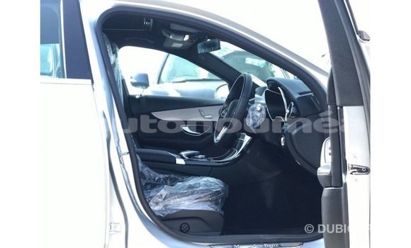 Acheter Import Voiture Mercedes-Benz 200 Autre à Import - Dubai, Iles Acheter Import Voiture Mercedes-Benz 200 Autre à Import - Dubai, Iles