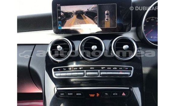 Acheter Import Voiture Mercedes-Benz 200 Autre à Import - Dubai, Iles Acheter Import Voiture Mercedes-Benz 200 Autre à Import - Dubai, Iles