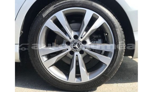 Acheter Import Voiture Mercedes-Benz 200 Autre à Import - Dubai, Iles Acheter Import Voiture Mercedes-Benz 200 Autre à Import - Dubai, Iles