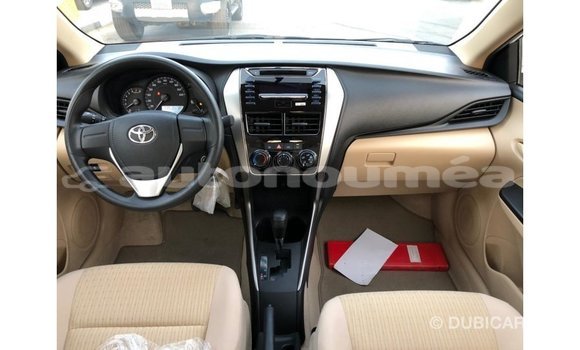 Acheter Import Utilitaire Toyota DA Blanc à Import - Dubai, Iles Acheter Import Utilitaire Toyota DA Blanc à Import - Dubai, Iles