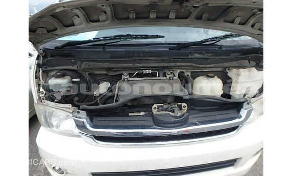 Acheter Import Voiture Toyota Hiace Blanc à Import - Dubai, Iles Acheter Import Voiture Toyota Hiace Blanc à Import - Dubai, Iles