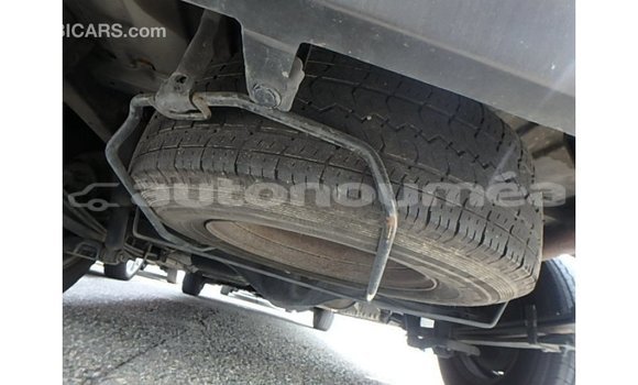 Acheter Import Voiture Toyota Hiace Blanc à Import - Dubai, Iles Acheter Import Voiture Toyota Hiace Blanc à Import - Dubai, Iles