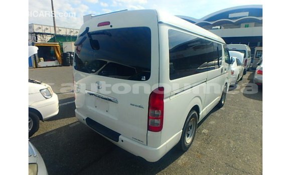 Acheter Import Voiture Toyota Hiace Blanc à Import - Dubai, Iles Acheter Import Voiture Toyota Hiace Blanc à Import - Dubai, Iles