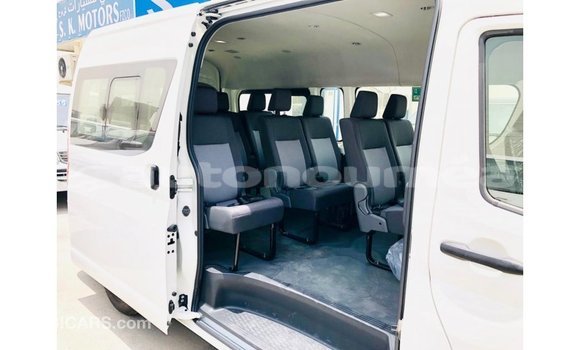 Buy Import Toyota Hiace White Car in Import - Dubai in Iles Buy Import Toyota Hiace White Car in Import - Dubai in Iles