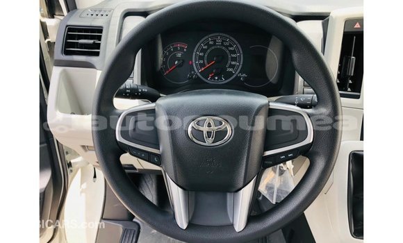 Buy Import Toyota Hiace White Car in Import - Dubai in Iles Buy Import Toyota Hiace White Car in Import - Dubai in Iles