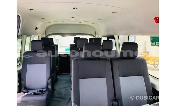 Buy Import Toyota Hiace White Car in Import - Dubai in Iles Buy Import Toyota Hiace White Car in Import - Dubai in Iles
