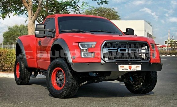 Acheter Import Voiture Ford Club Wagon Rouge à Import - Dubai, Iles Acheter Import Voiture Ford Club Wagon Rouge à Import - Dubai, Iles