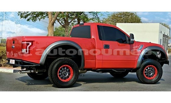 Buy Import Ford Club Wagon Red Car in Import - Dubai in Iles Buy Import Ford Club Wagon Red Car in Import - Dubai in Iles