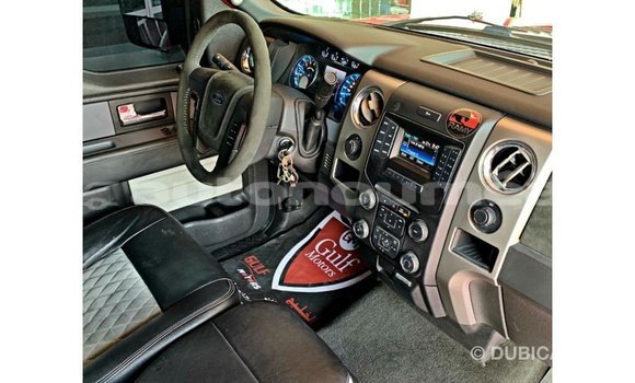 Buy Import Ford Club Wagon Red Car in Import - Dubai in Iles Buy Import Ford Club Wagon Red Car in Import - Dubai in Iles