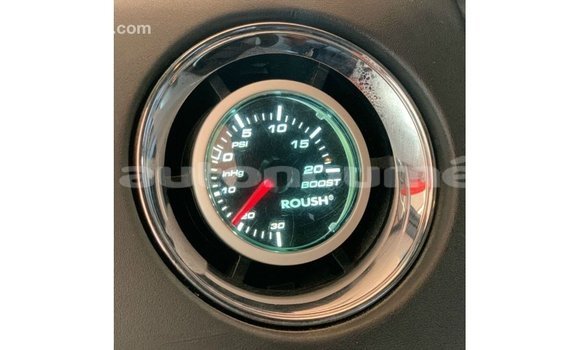 Buy Import Ford Club Wagon Red Car in Import - Dubai in Iles Buy Import Ford Club Wagon Red Car in Import - Dubai in Iles