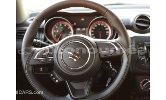 Buy Import Suzuki Swift Other Car in Import - Dubai in Iles Buy Import Suzuki Swift Other Car in Import - Dubai in Iles