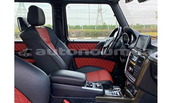 Buy Import Mercedes-Benz 190 Black Car in Import - Dubai in Iles Buy Import Mercedes-Benz 190 Black Car in Import - Dubai in Iles