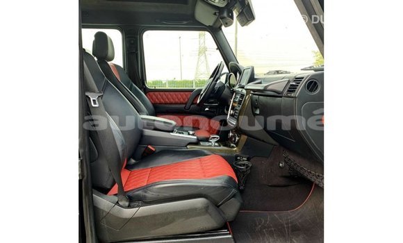 Buy Import Mercedes-Benz 190 Black Car in Import - Dubai in Iles Buy Import Mercedes-Benz 190 Black Car in Import - Dubai in Iles