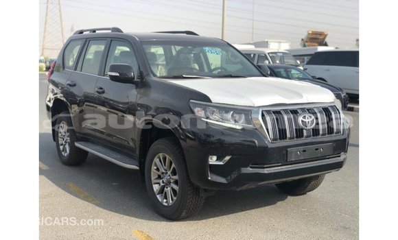 Acheter Import Voiture Toyota Prado Noir à Import - Dubai, Iles Acheter Import Voiture Toyota Prado Noir à Import - Dubai, Iles