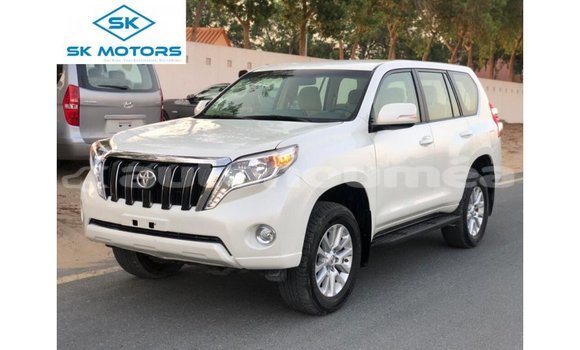 Buy Import Toyota Prado White Car in Import - Dubai in Iles Buy Import Toyota Prado White Car in Import - Dubai in Iles