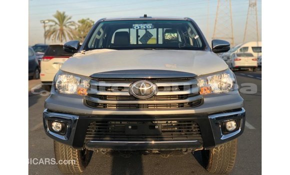 Acheter Import Voiture Toyota Hilux Autre à Import - Dubai, Iles Acheter Import Voiture Toyota Hilux Autre à Import - Dubai, Iles