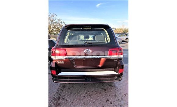 Buy Import Toyota Land Cruiser Other Car in Import - Dubai in Iles Buy Import Toyota Land Cruiser Other Car in Import - Dubai in Iles