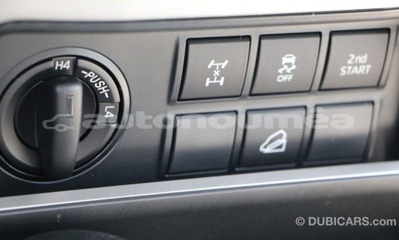 Acheter Import Voiture Toyota Prado Noir à Import - Dubai, Iles Acheter Import Voiture Toyota Prado Noir à Import - Dubai, Iles