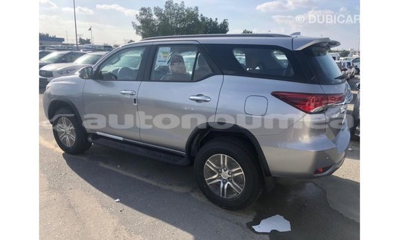 Acheter Import Voiture Toyota Fortuner Autre à Import - Dubai, Iles Acheter Import Voiture Toyota Fortuner Autre à Import - Dubai, Iles
