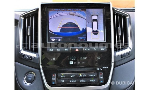 Buy Import Toyota Land Cruiser Black Car in Import - Dubai in Iles Buy Import Toyota Land Cruiser Black Car in Import - Dubai in Iles