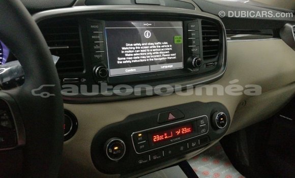 Buy Import Kia Sorento White Car in Import - Dubai in Iles Buy Import Kia Sorento White Car in Import - Dubai in Iles