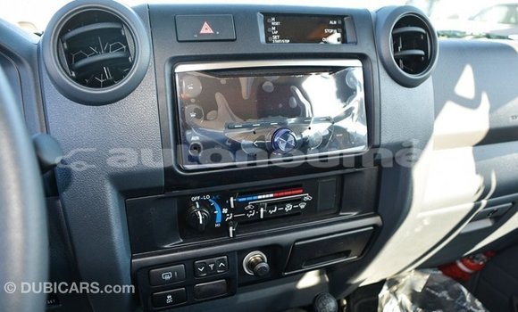 Buy Import Toyota Land Cruiser Other Car in Import - Dubai in Iles Buy Import Toyota Land Cruiser Other Car in Import - Dubai in Iles