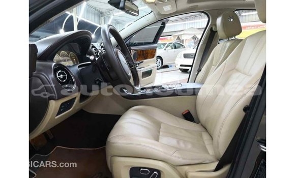 Buy Import Jaguar XJ Black Car in Import - Dubai in Iles