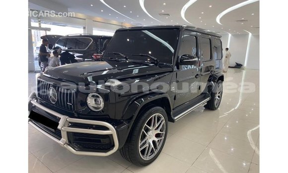 Buy Import Mercedes-Benz 190 Black Car in Import - Dubai in Iles Buy Import Mercedes-Benz 190 Black Car in Import - Dubai in Iles
