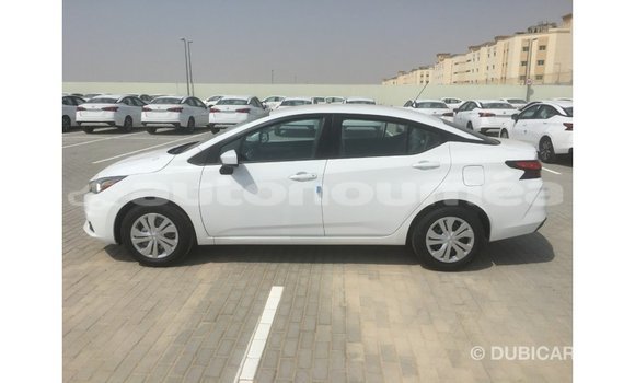 Buy Import Nissan Sunny White Car in Import - Dubai in Iles Buy Import Nissan Sunny White Car in Import - Dubai in Iles