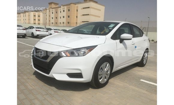 Buy Import Nissan Sunny White Car in Import - Dubai in Iles Buy Import Nissan Sunny White Car in Import - Dubai in Iles