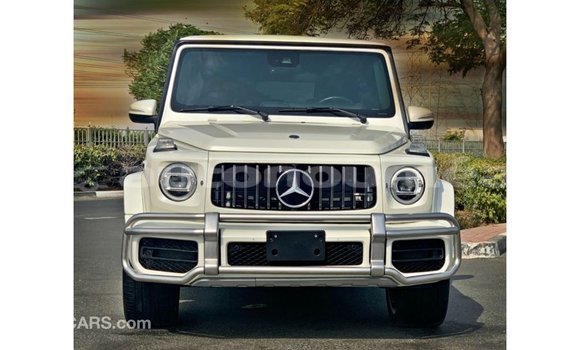 Buy Import Mercedes-Benz 190 White Car in Import - Dubai in Iles Buy Import Mercedes-Benz 190 White Car in Import - Dubai in Iles
