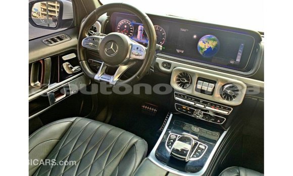 Buy Import Mercedes-Benz 190 White Car in Import - Dubai in Iles Buy Import Mercedes-Benz 190 White Car in Import - Dubai in Iles