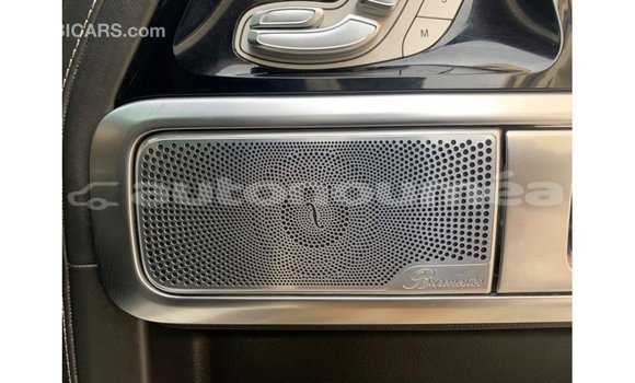 Buy Import Mercedes-Benz 190 White Car in Import - Dubai in Iles Buy Import Mercedes-Benz 190 White Car in Import - Dubai in Iles