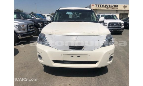 Acheter Import Voiture Nissan Patrol Blanc à Import - Dubai, Iles Acheter Import Voiture Nissan Patrol Blanc à Import - Dubai, Iles