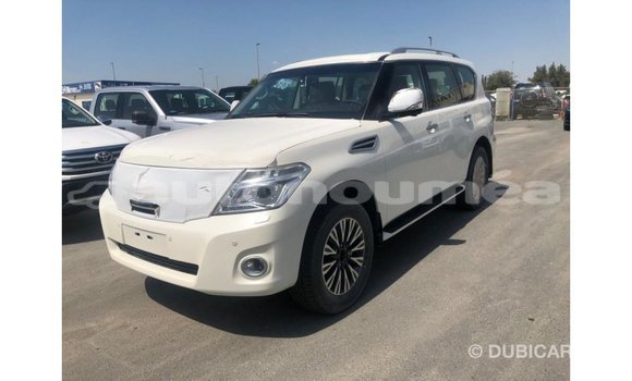 Acheter Import Voiture Nissan Patrol Blanc à Import - Dubai, Iles Acheter Import Voiture Nissan Patrol Blanc à Import - Dubai, Iles
