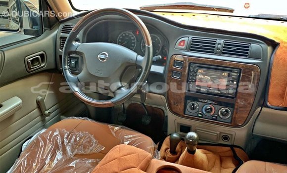 Acheter Import Voiture Nissan Patrol Beige à Import - Dubai, Iles Acheter Import Voiture Nissan Patrol Beige à Import - Dubai, Iles