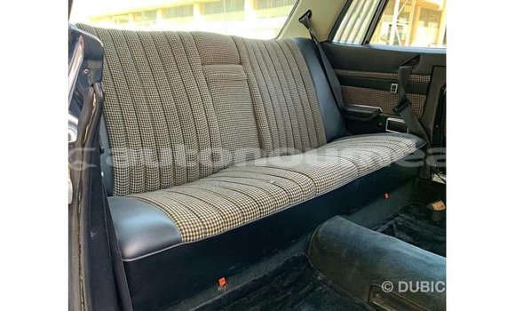 Buy Import Mercedes-Benz 190 White Car in Import - Dubai in Iles Buy Import Mercedes-Benz 190 White Car in Import - Dubai in Iles