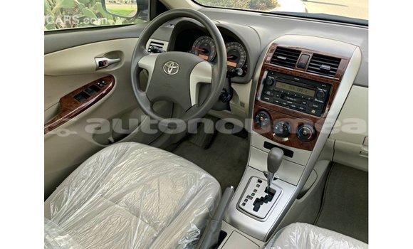 Acheter Import Voiture Toyota Corolla Blanc à Import - Dubai, Iles Acheter Import Voiture Toyota Corolla Blanc à Import - Dubai, Iles