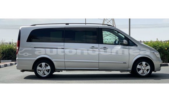 Buy Import Mercedes-Benz Viano Other Car in Import - Dubai in Iles Buy Import Mercedes-Benz Viano Other Car in Import - Dubai in Iles