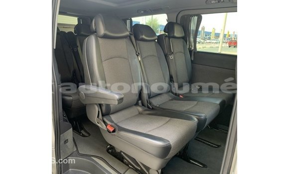 Buy Import Mercedes-Benz Viano Other Car in Import - Dubai in Iles Buy Import Mercedes-Benz Viano Other Car in Import - Dubai in Iles
