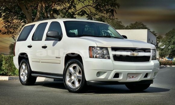 Buy Import Chevrolet Tahoe White Car in Import - Dubai in Iles