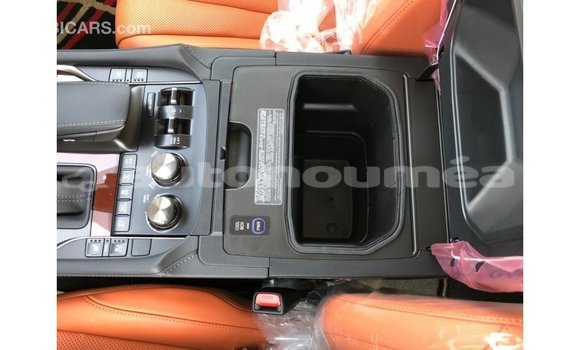 Acheter Import Voiture Lexus LX Autre à Import - Dubai, Iles Acheter Import Voiture Lexus LX Autre à Import - Dubai, Iles